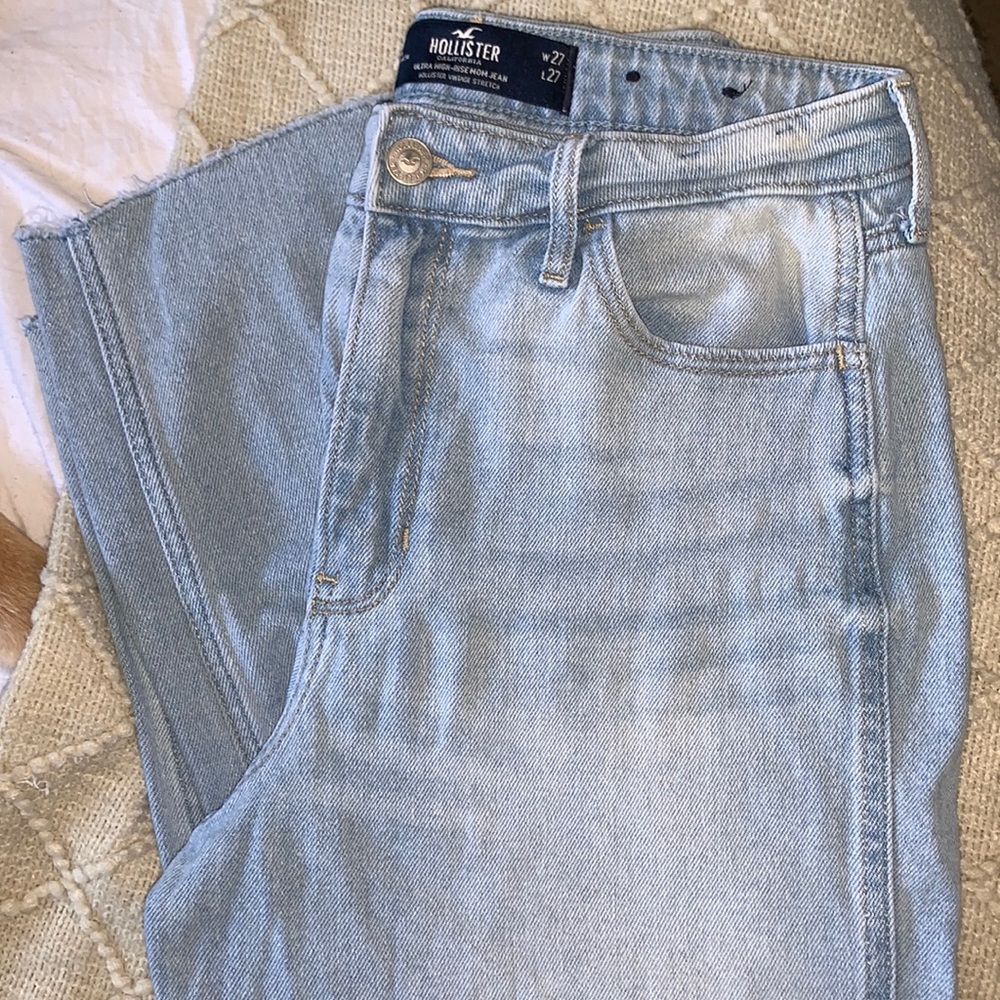 Hollister mom jeans